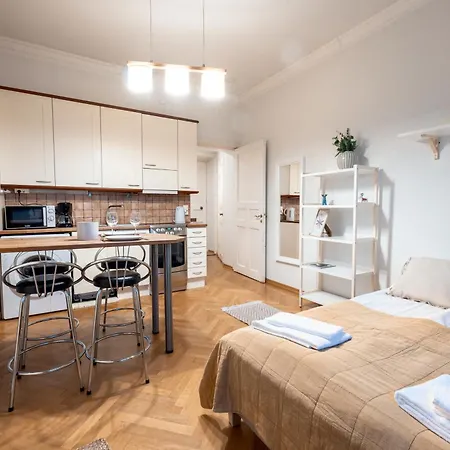 Lägenhet 2ndhomes Compact Floor In Erottaja Helsingfors