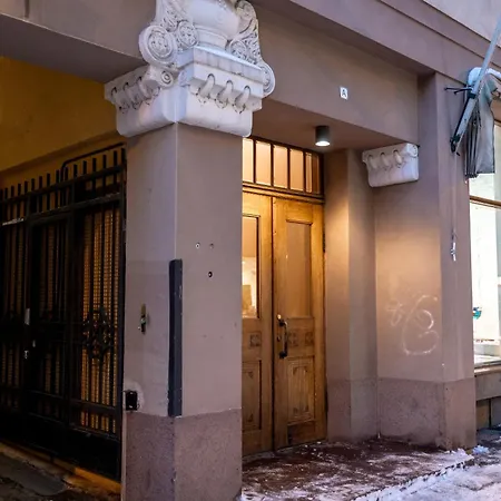 Compact Cozy Floor In Erottaja Lägenhet Helsingfors